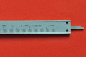 SHINWA 150mm caliper calliper rule precision 0.05mm 19899 Close-up back
