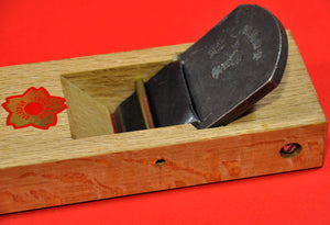 Vista lateral Cepillo japonés para madera "Sakura Nihon" Kanna 58mm Japón herramienta carpintería